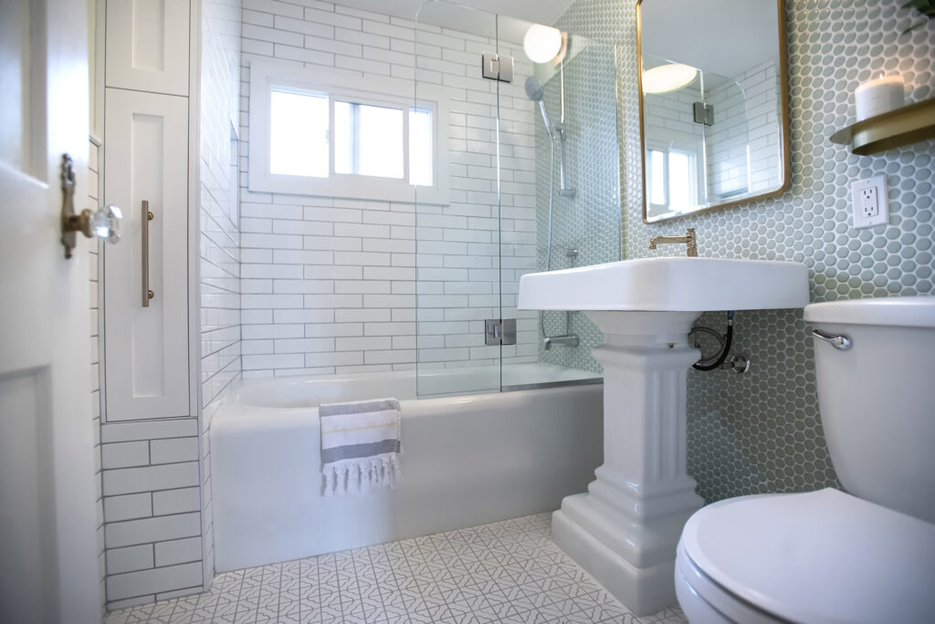 Crescent Heights upstairs guest bathroom